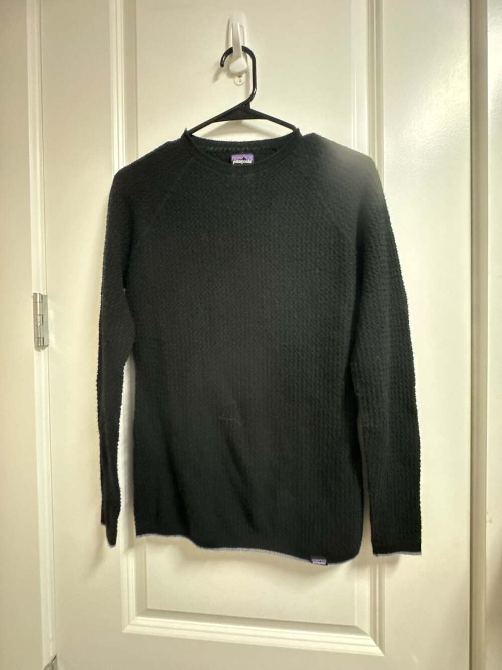Patagonia women’s  Merino Wool Blend Crewneck Long Sleeve Textured Pullover Swea